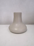 Load image into Gallery viewer, Vase 2
