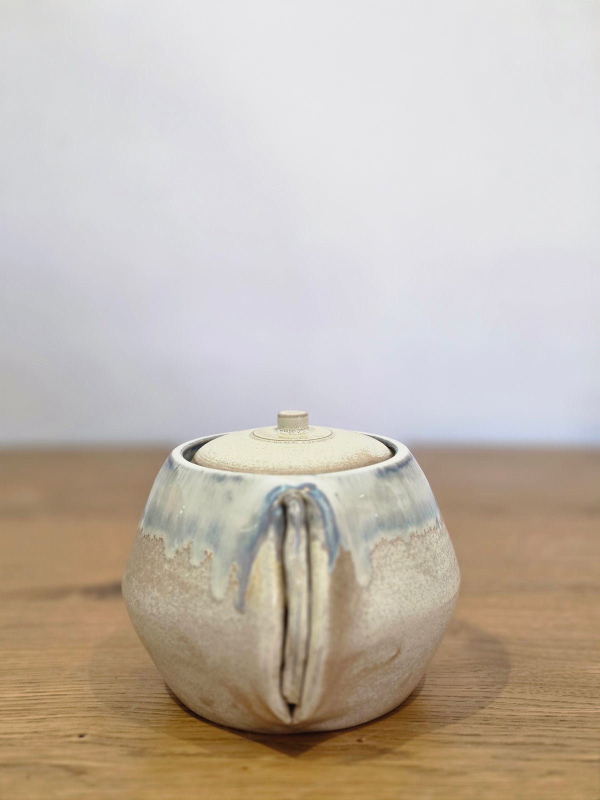 Nathalie, front, lid on