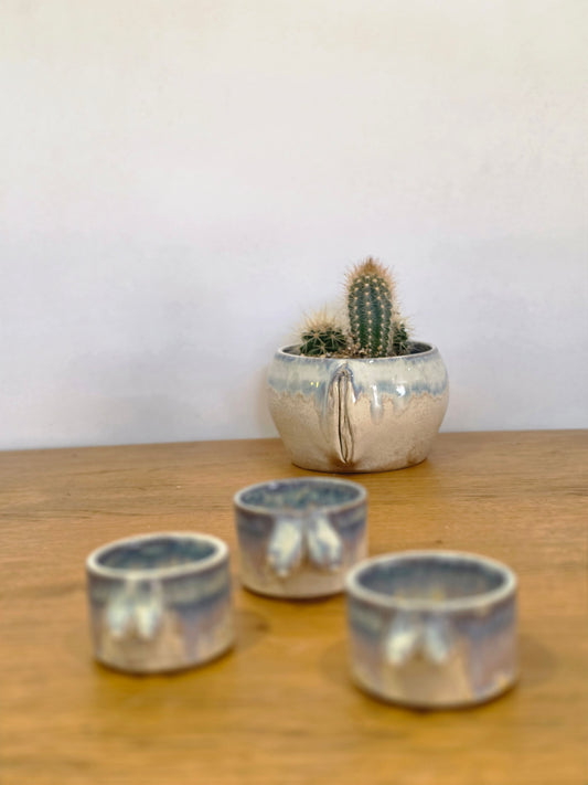 Cup, the three together, with the planter behind
