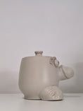 Load image into Gallery viewer, The Art Pot, right side view
