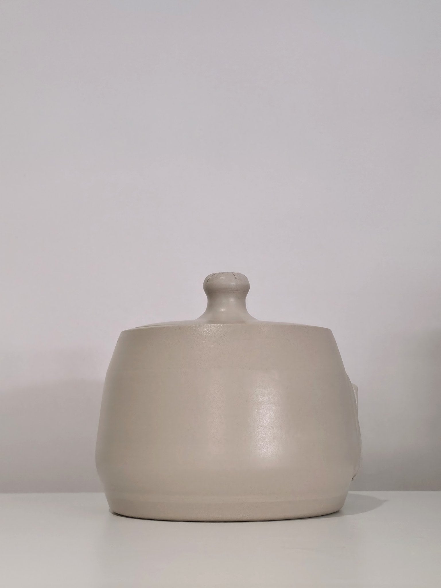The Vulva Jar, back view without lid