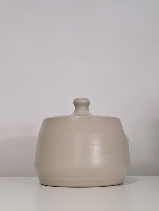 The Vulva Jar, back view without lid